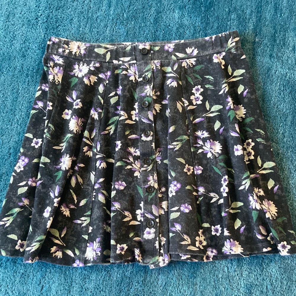 American eagle floral skater skirt wi button front